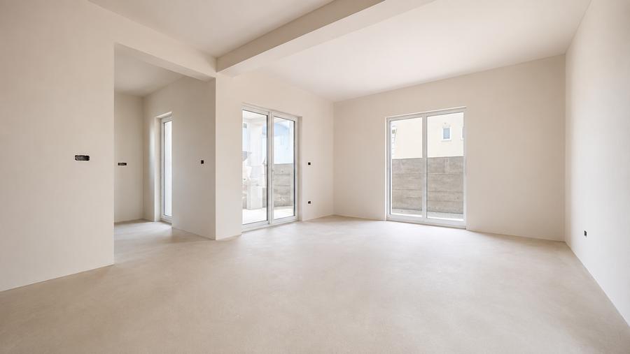 Duplex cu 5 camere cu Teren 397 Mp în Moșnița Nouă