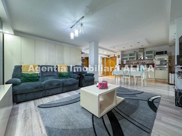 Apartament cu 3 camere decomandat în Mărăști