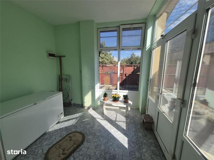 Casă cu 4 camere în Vărsătura