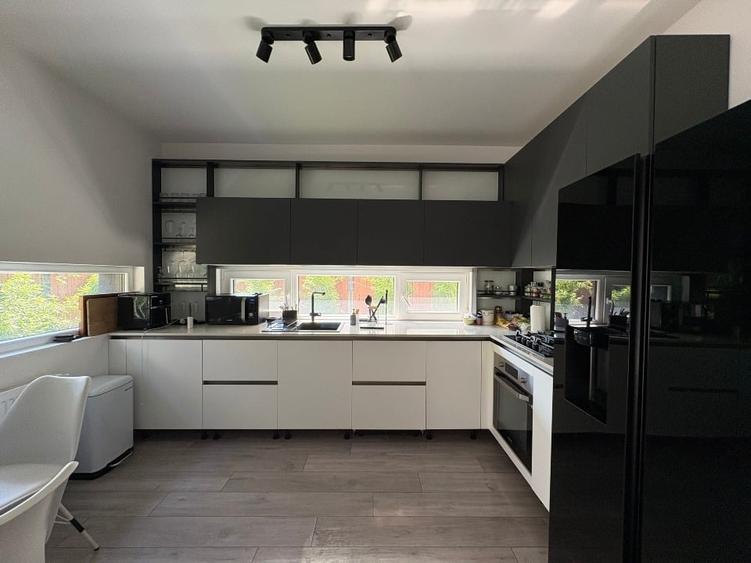 Duplex cu 4 camere cu Teren 262 Mp în Berceni