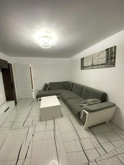 Apartament cu 2 camere decomandat în Ultracentral