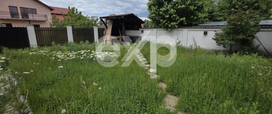 Casă individuală cu 5 camere cu Canalizare în Central