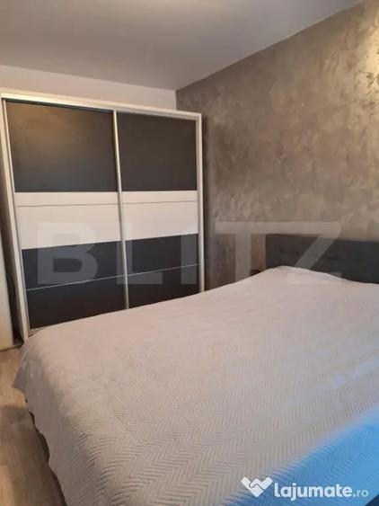Apartament cu 5 camere decomandat în Central