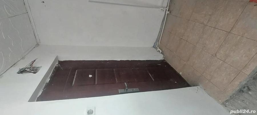 Garsonieră decomandată în Central