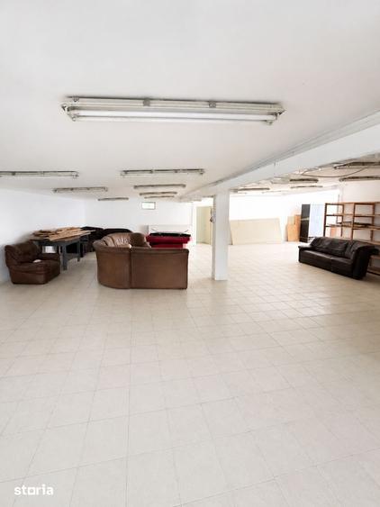 Spa?iu Comercial - 1