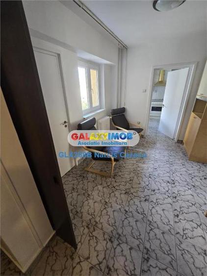 Apartament cu 2 camere semidecomandat, mobilat în P-ța Victoriei