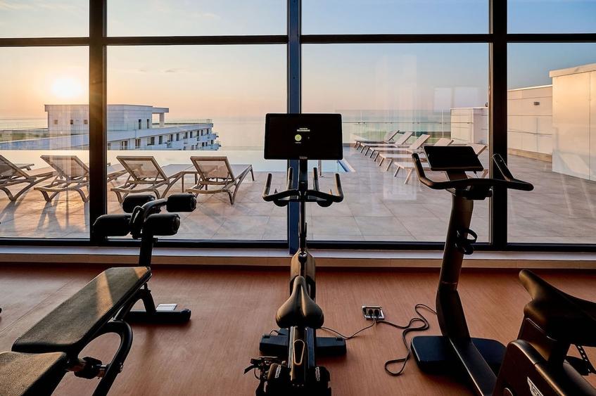 Apartament cu 3 camere decomandat în Mamaia-Sat