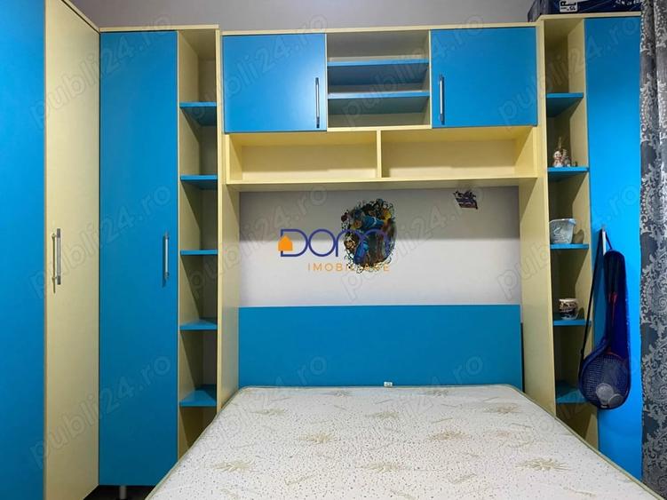 Apartament cu 3 camere semidecomandat în Central