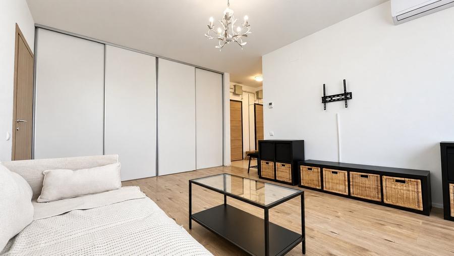 Apartament cu 2 camere semidecomandat, mobilat în DN 1