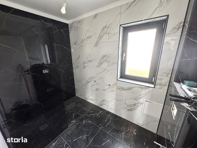 Casă cu 4 camere cu Teren 250 Mp în Miroslava