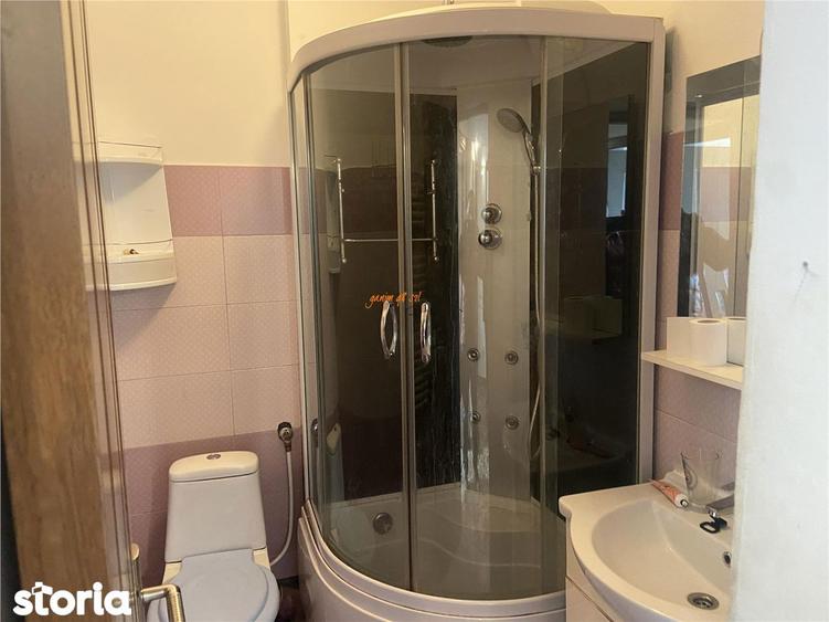 Apartament cu 2 camere decomandat, mobilat în Sud