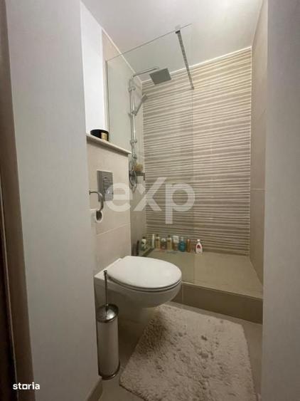 Apartament cu 3 camere decomandat în Tunari
