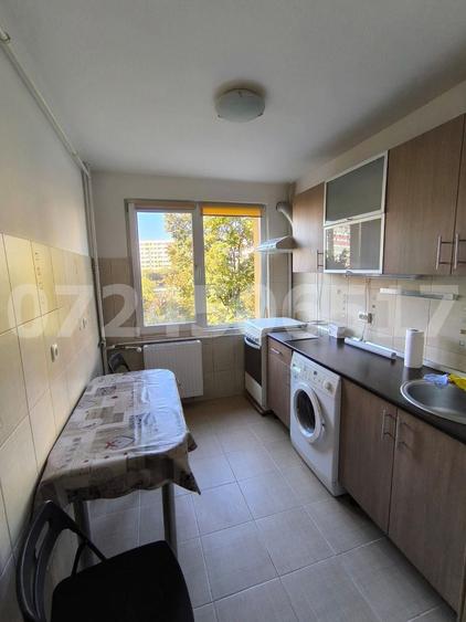 Apartament cu 2 camere decomandat în Colentina