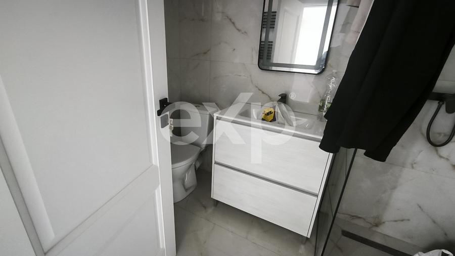 Apartament cu 2 camere semidecomandat în Rolast
