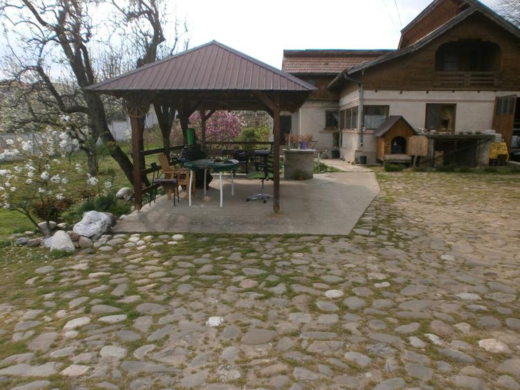Teren de 120 mp, în Bâscenii de Sus