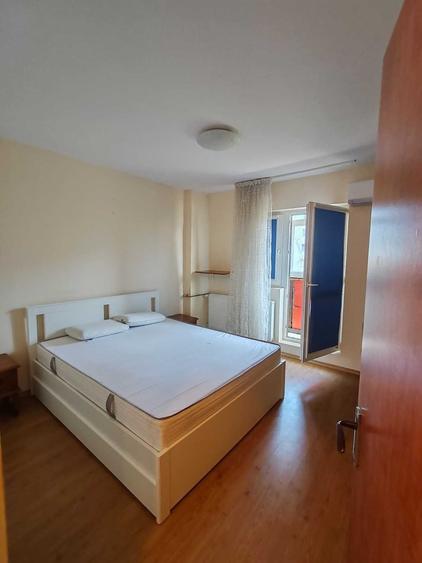Apartament cu 2 camere decomandat în Dristor