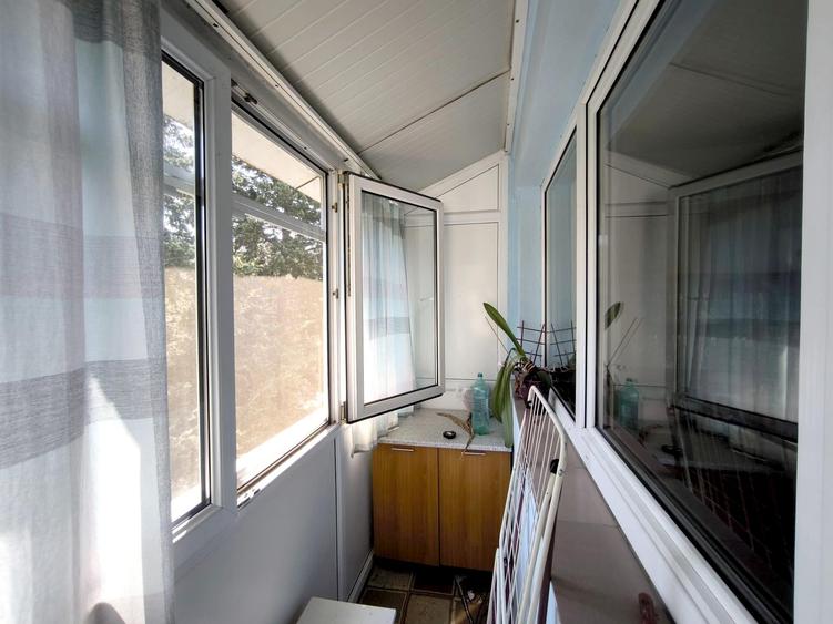 Apartament cu 2 camere decomandat în Drumul Taberei