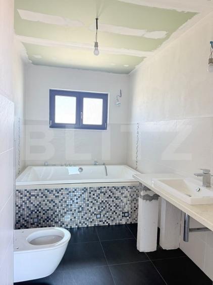 Apartament cu 3 camere decomandat în Titulescu