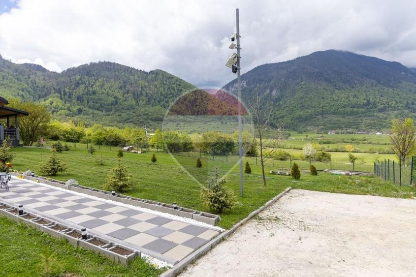 Teren Construcții intravilan de 1100 mp, în Bran