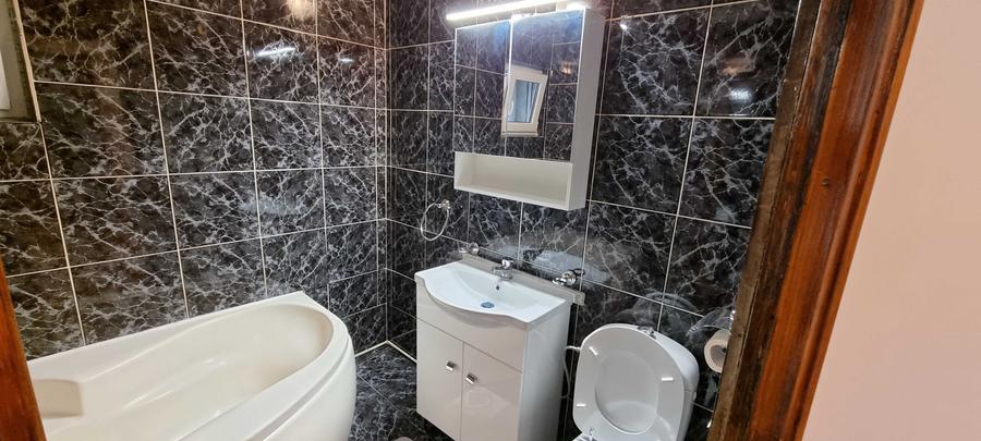 Apartament cu 2 camere decomandat în Exterior Vest