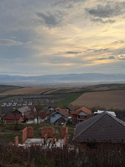 Teren de 500 mp, în Șura Mare