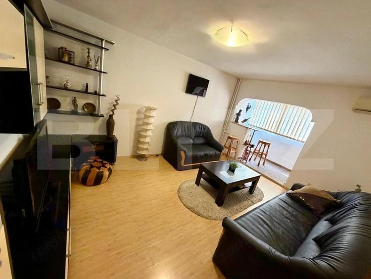 Apartament cu 2 camere decomandat în 1 Mai