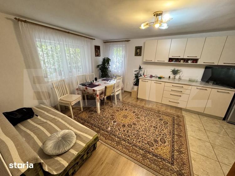 Casă cu 4 camere cu Teren 1400 Mp în Central