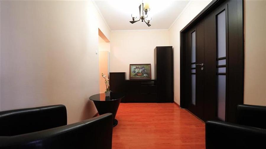 Apartament cu 2 camere decomandat în Rogerius