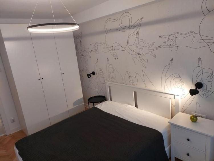 Apartament cu 3 camere semidecomandat, mobilat în Ștefan cel Mare