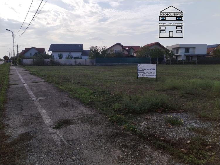 Teren Construcții intravilan de 3901 mp, în Central