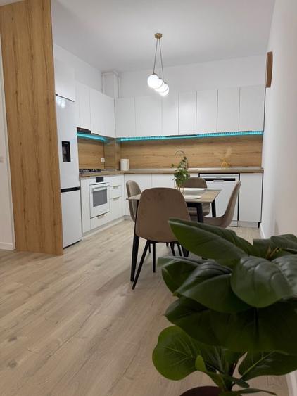 Apartament cu 2 camere decomandat în Exterior Vest