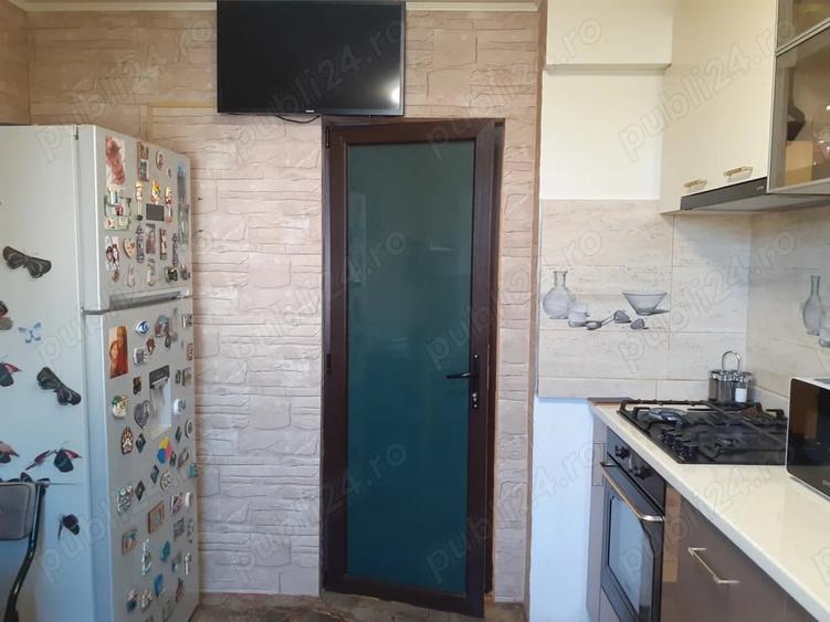 Apartament cu 2 camere semidecomandat în Hipodrom