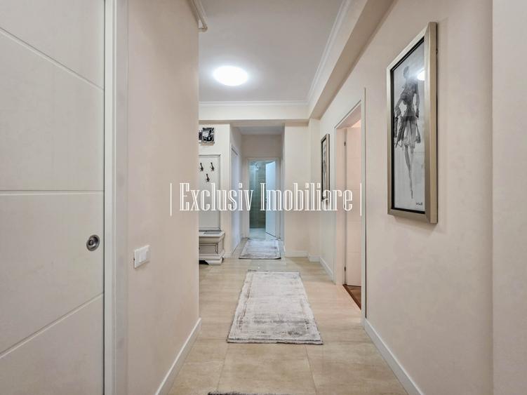Apartament cu 3 camere decomandat, mobilat în Delfinariu
