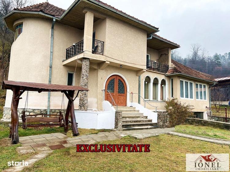 Casă cu 4 camere cu Teren 936 Mp în Abrud