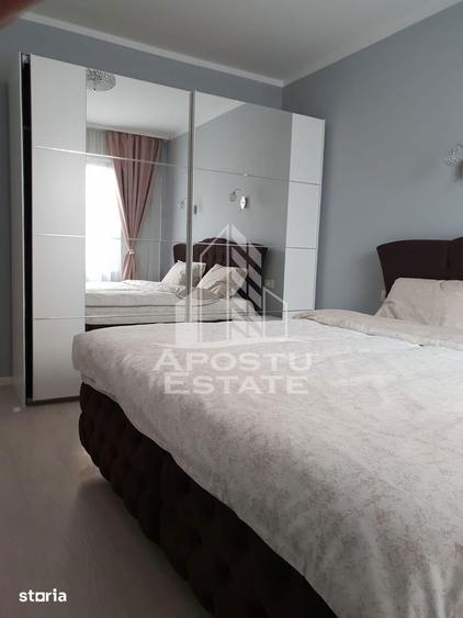 Apartament cu 3 camere, mobilat în Dumbrăvița