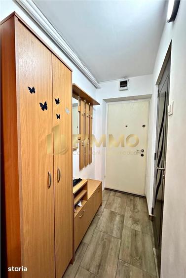 Apartament cu 2 camere semidecomandat, mobilat în Central