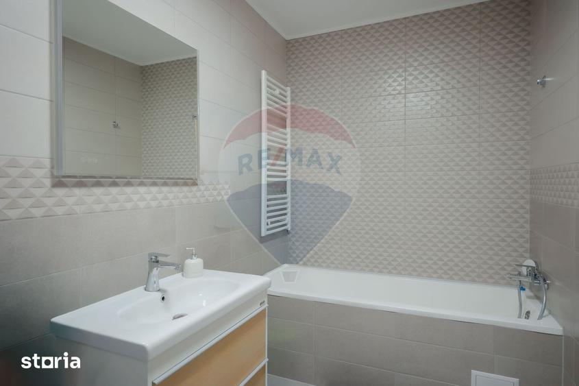 Apartament cu 3 camere decomandat în Iosia