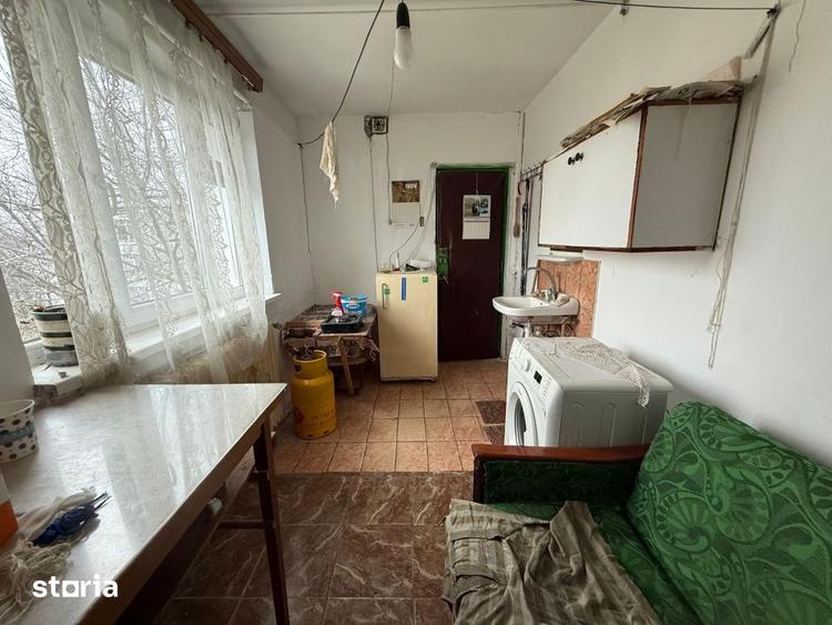 Garsonieră, mobilată în Valea Rosie