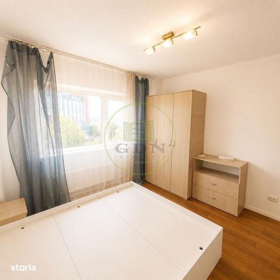 Apartament cu 3 camere decomandat în Centrul Civic