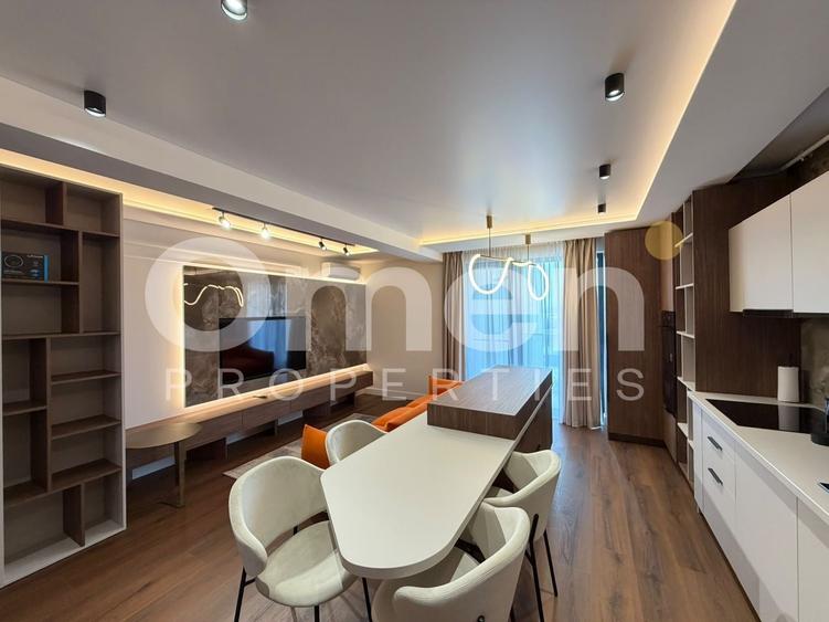 Apartament cu 2 camere semidecomandat, mobilat în Ultracentral