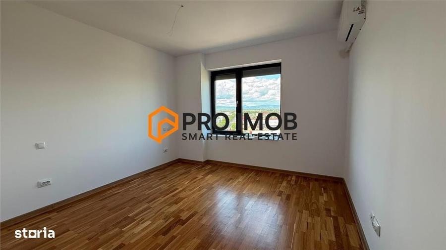 Apartament cu 4 camere decomandat în Obor
