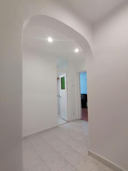 Apartament cu 3 camere în Răcădău
