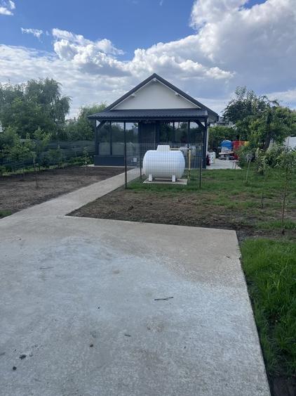 Casă cu 4 camere în Brănești