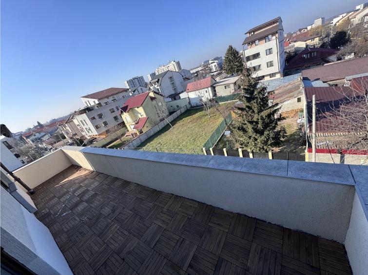 Apartament cu 2 camere semidecomandat, mobilat în Bucureștii Noi