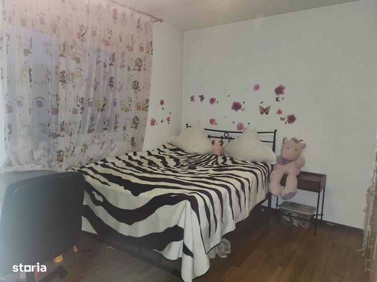 Casă cu 3 camere în Măgura