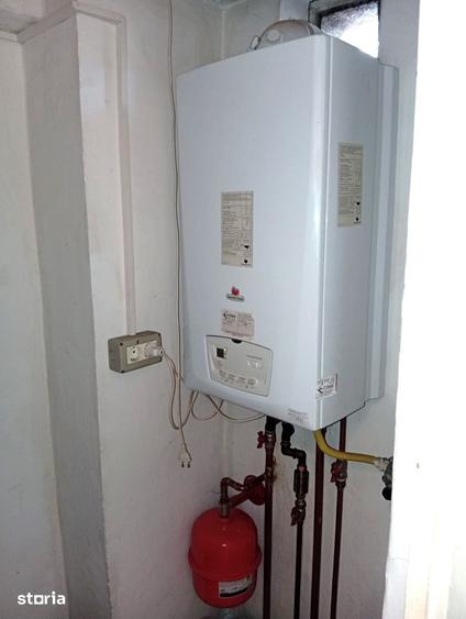 Apartament cu 4 camere decomandat în Micălaca