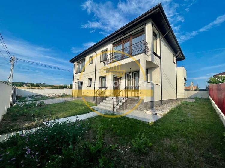 Casă individuală cu 6 camere cu Canalizare în Miroslava