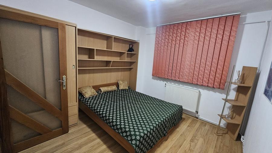 Apartament cu 2 camere decomandat în Valea Moșneagului