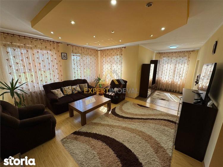 Casă cu 7 camere cu Teren 800 Mp în Vasile Alecsandri