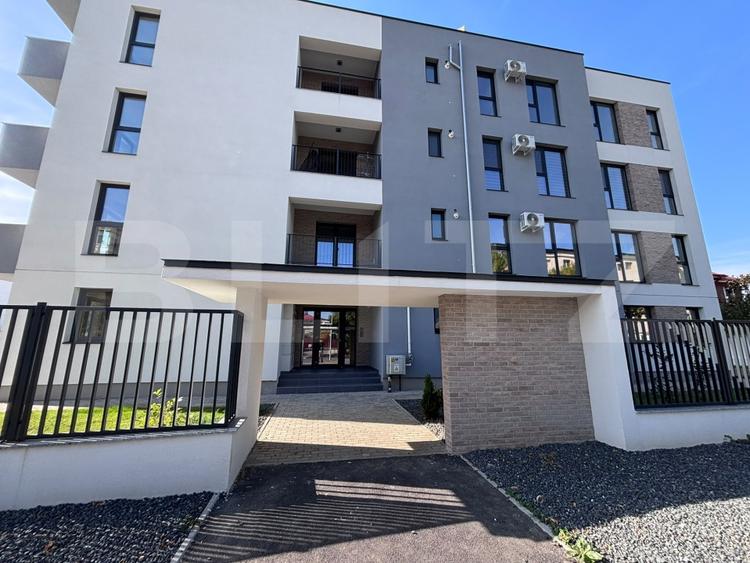 Garsonieră decomandată în Micro 12